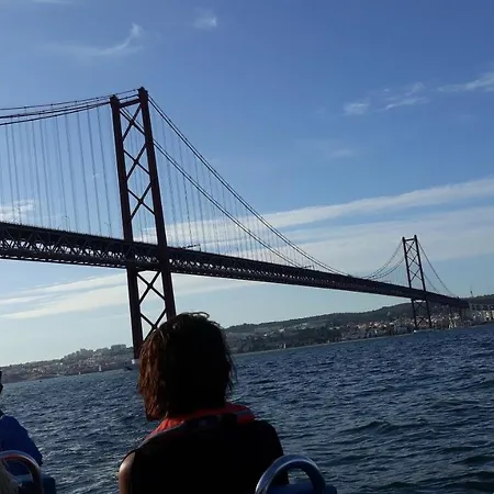 艾美丽客房公寓 2* Lisboa