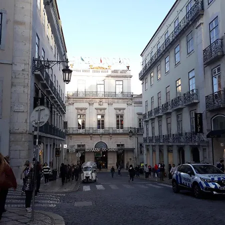 艾美丽客房公寓 2* Lisboa